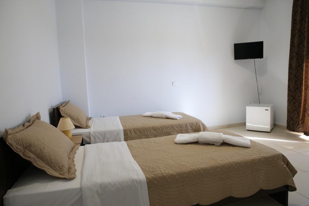 Vari Beach Hotel Экстерьер фото